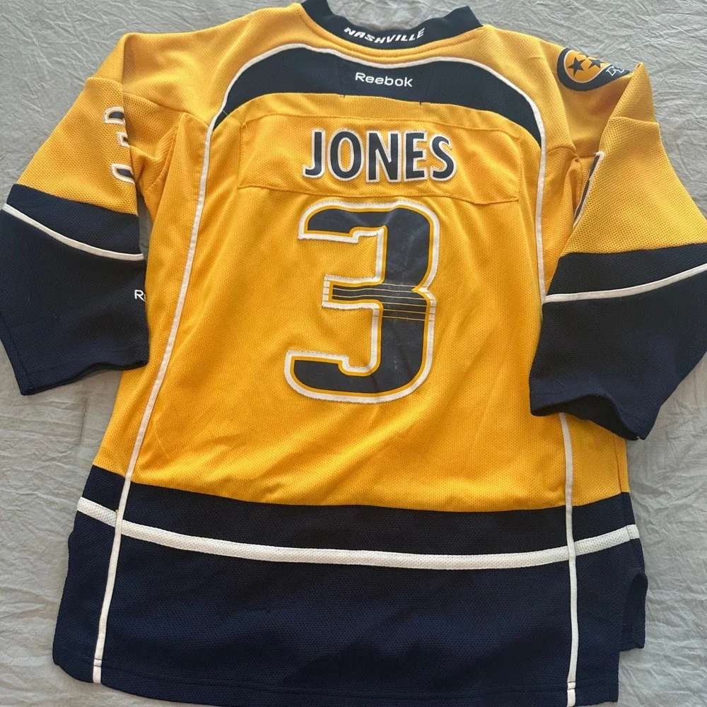 Nashville Predators Reebok Hockey Seth Jones #3 Jersey‎ NHL youth Size Large/XL